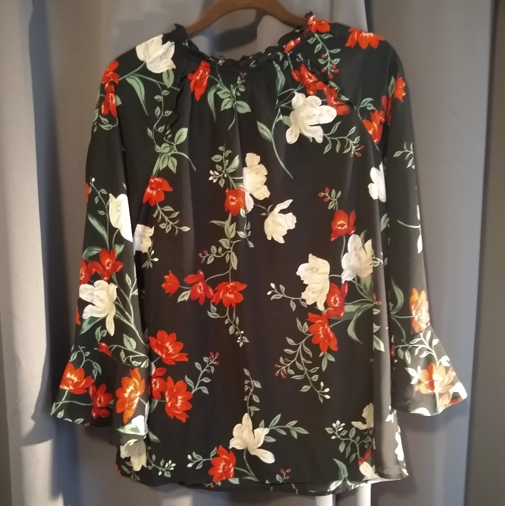 Moody floral bell sleeve ruffle neck blouse
